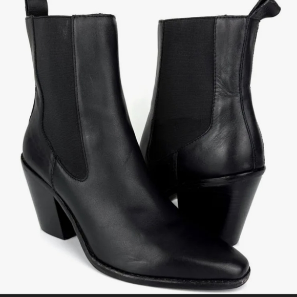 Treasure & Bond Shoes | Women's Emerson Block Heel Leather Chelsea Boots Black, - Picture 4 of 5